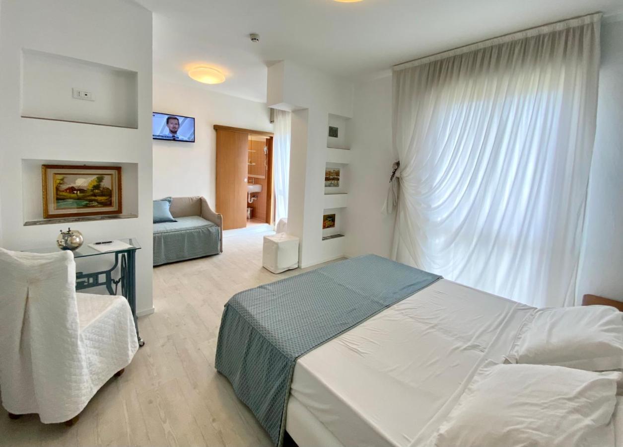 Hotel Cavallino Bianco Esterno foto